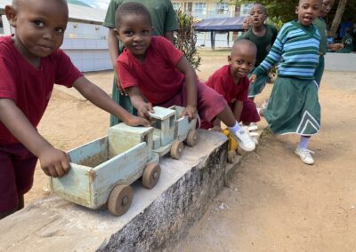 Die neue Schule für Kinder in Ndanda durch PATRIZIA Foundation