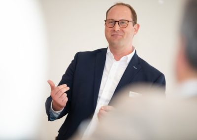 Event Frühjarsbrunch 2019 in Hamburg - Dr. Stefan Feuerriegel präsentiert